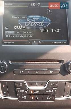 Седан Ford Fusion 2015 в Києві