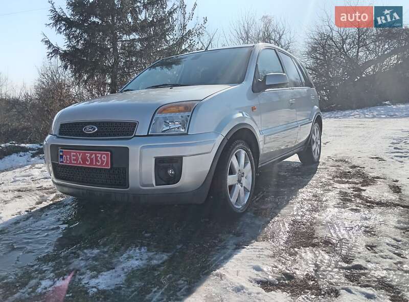 Хетчбек Ford Fusion 2006 в Талалаївці
