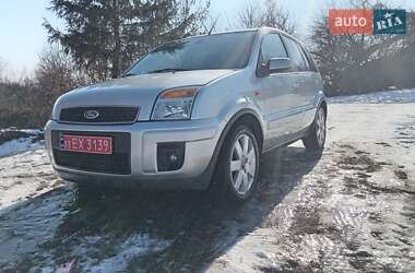 Хэтчбек Ford Fusion 2006 в 
