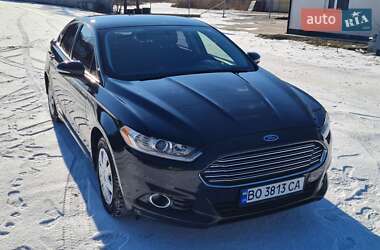 Седан Ford Fusion 2013 в Гусятині