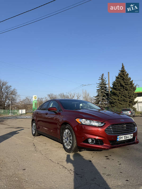 Седан Ford Fusion 2014 в Одесі