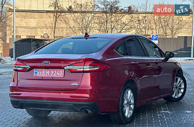 Седан Ford Fusion 2019 в Днепре