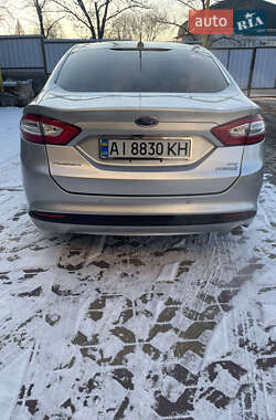Седан Ford Fusion 2014 в 