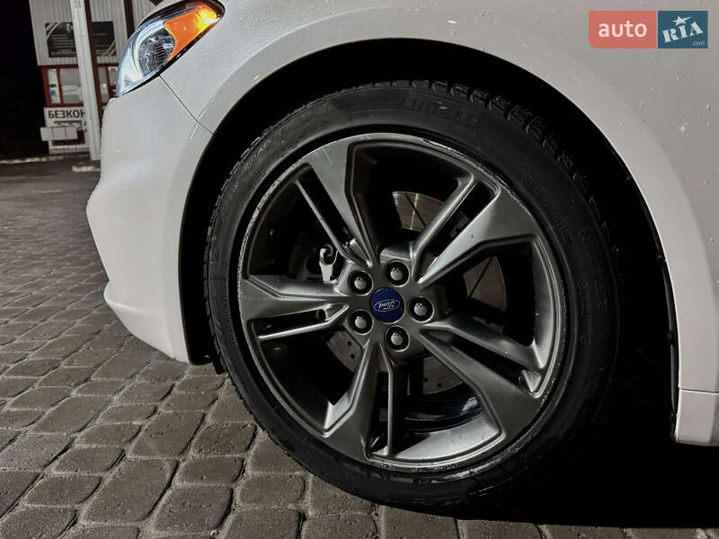 Седан Ford Fusion 2016 в Тернополе фото 6 Седан Ford Fusion 2016 в Тернополе