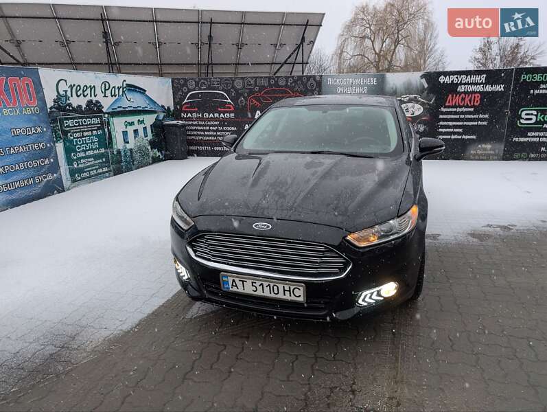 Седан Ford Fusion 2015 в Калуше