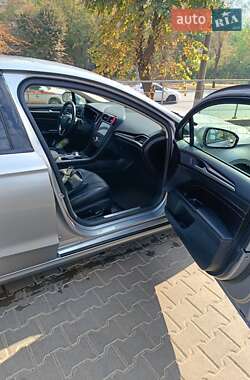 Седан Ford Fusion 2020 в 