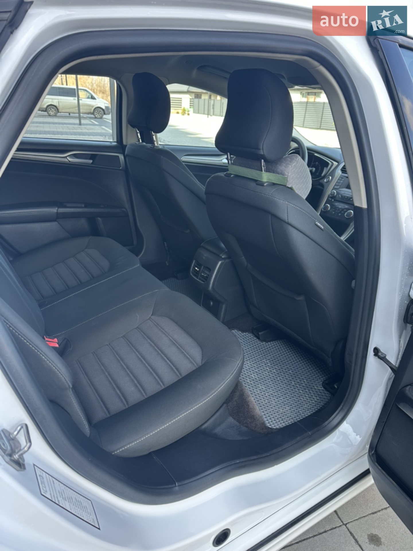 2017 Ford Fusion - мініатюра 36