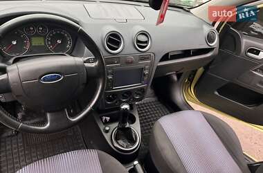 Хэтчбек Ford Fusion 2007 в 