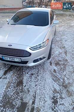 Седан Ford Fusion 2012 в 