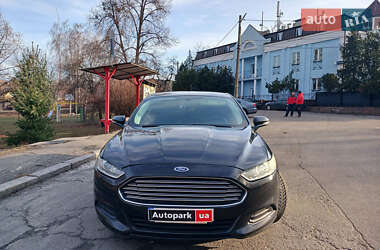 Седан Ford Fusion 2013 в 