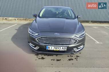 Седан Ford Fusion 2017 в 