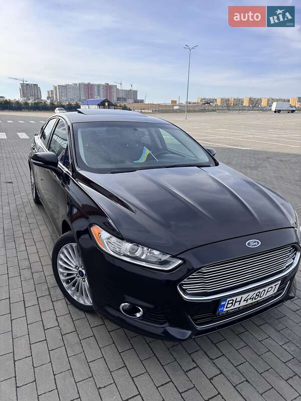 Седан Ford Fusion 2016 в Одесі