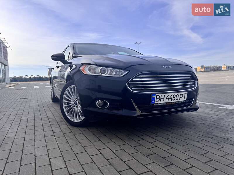 Седан Ford Fusion 2016 в Одесі