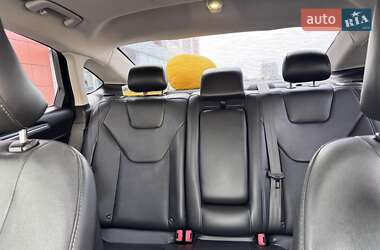Седан Ford Fusion 2016 в 