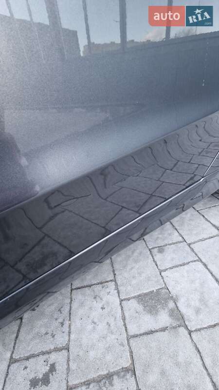 Седан Ford Fusion 2015 в Львові