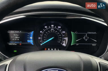 Седан Ford Fusion 2020 в 