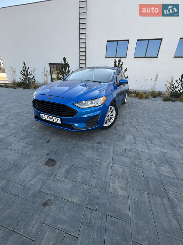 Седан Ford Fusion 2020 в Луцке