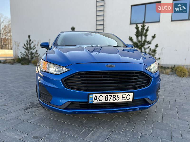 Седан Ford Fusion 2020 в Луцке