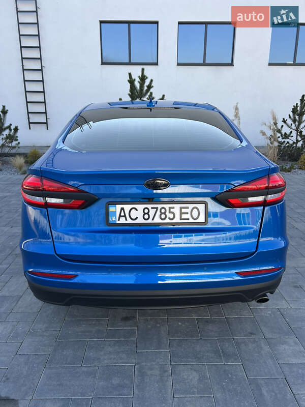 Седан Ford Fusion 2020 в Луцке