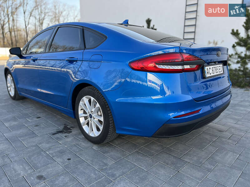 Седан Ford Fusion 2020 в Луцке