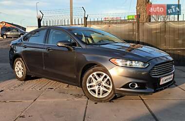 Седан Ford Fusion 2015 в Киеве