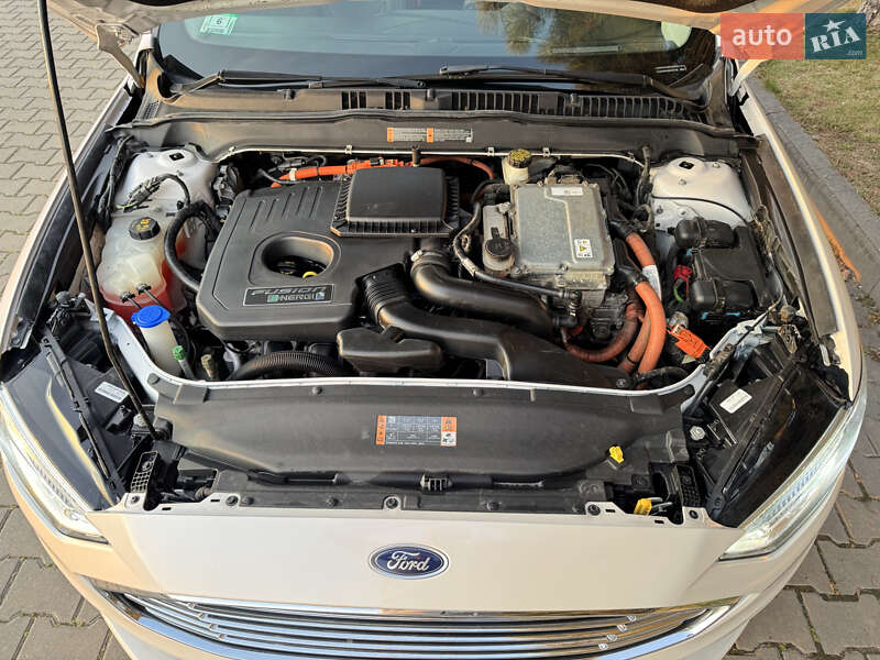Седан Ford Fusion 2016 в Одесі