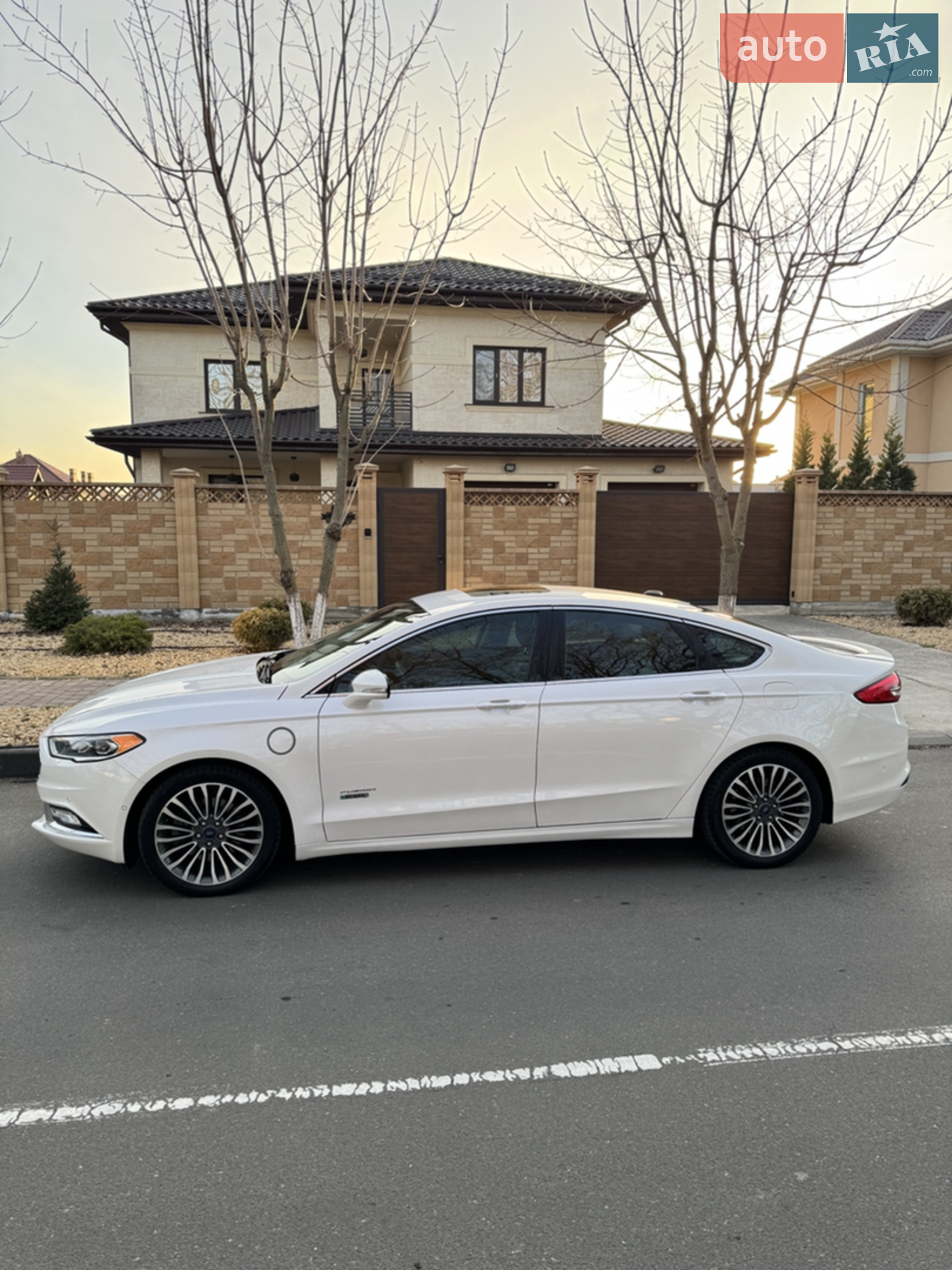 2016 Ford Fusion - мініатюра 28