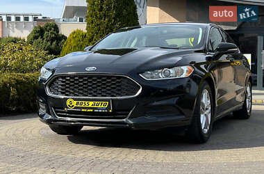 Седан Ford Fusion 2015 в 