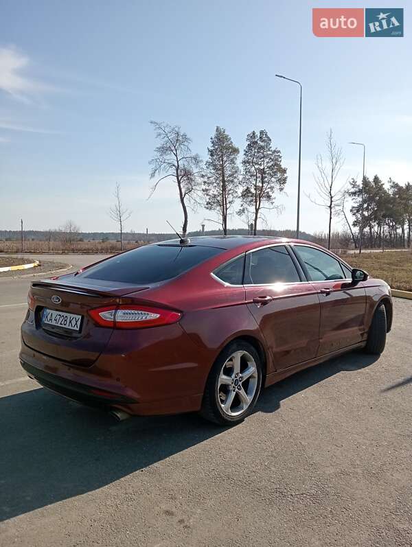 Седан Ford Fusion 2016 в Києві