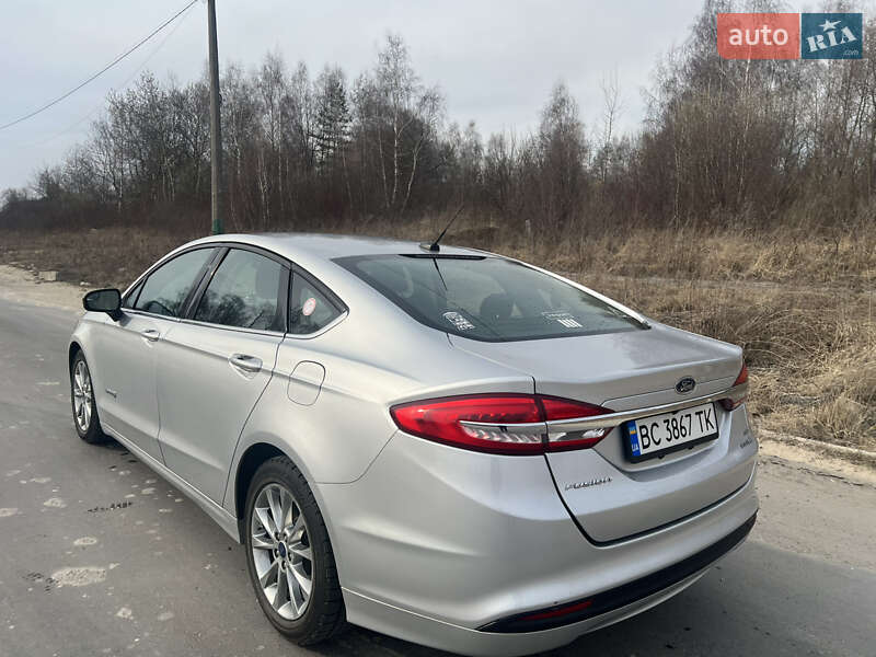 Седан Ford Fusion 2017 в Львове