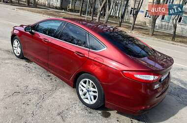 Седан Ford Fusion 2014 в 