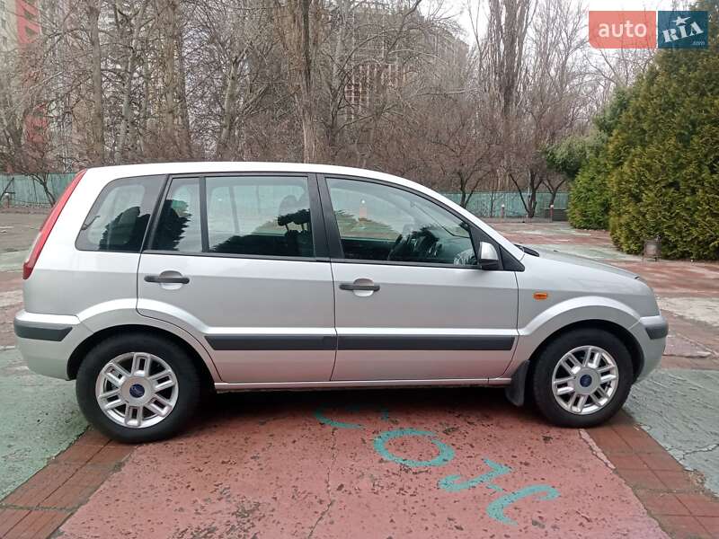 Хэтчбек Ford Fusion 2007 в Киеве
