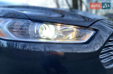 Седан Ford Fusion 2015 в Тернополе
