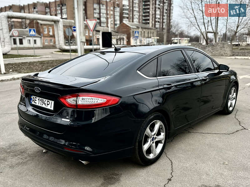 Седан Ford Fusion 2013 в Харкові