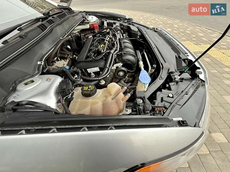 Седан Ford Fusion 2013 в Одесі