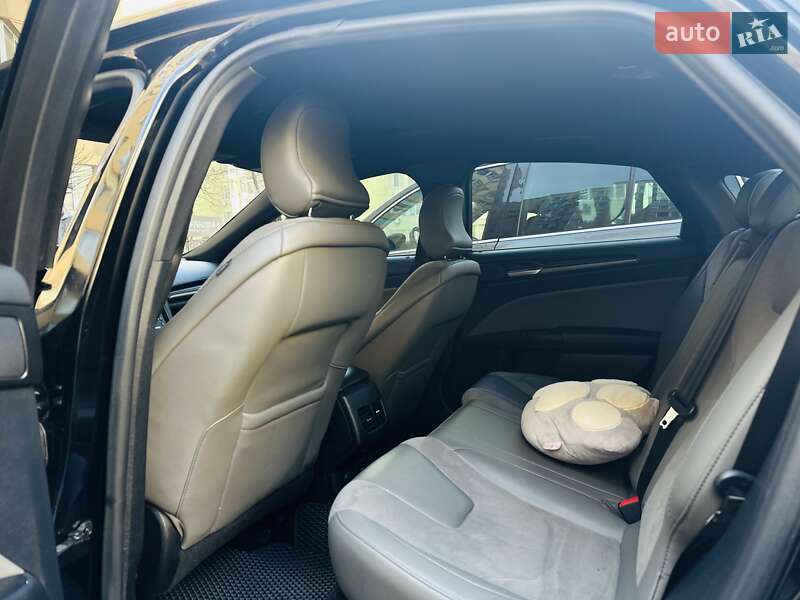 Седан Ford Fusion 2016 в Киеве
