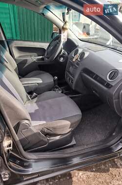 Хетчбек Ford Fusion 2008 в 