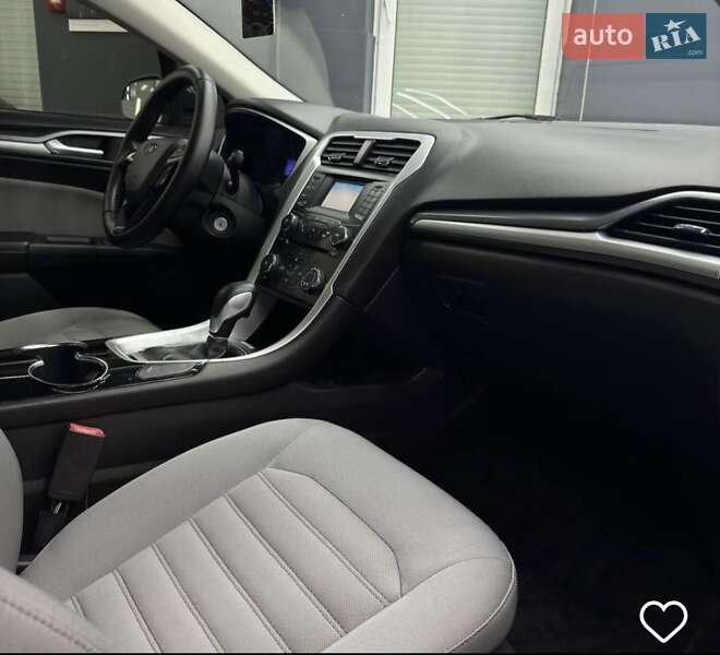 Седан Ford Fusion 2014 в Коломиї