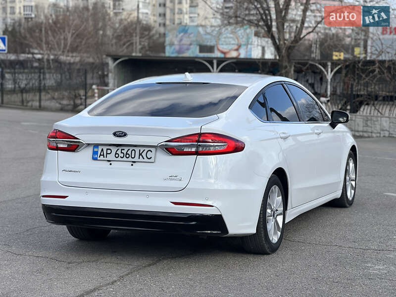 Седан Ford Fusion 2019 в Запоріжжі