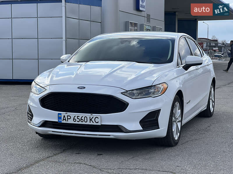 Седан Ford Fusion 2019 в Запоріжжі