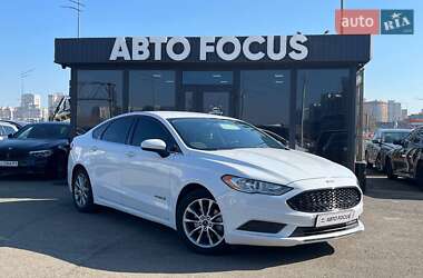 Седан Ford Fusion 2017 в 