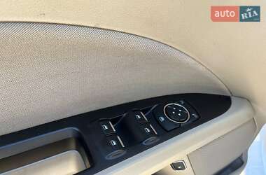 Седан Ford Fusion 2017 в 