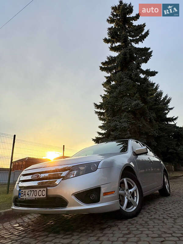 Седан Ford Fusion 2012 в Кропивницком