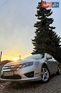 Седан Ford Fusion 2012 в 
