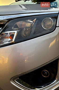 Седан Ford Fusion 2012 в 
