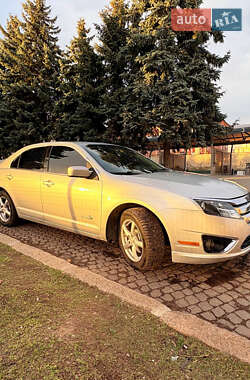 Седан Ford Fusion 2012 в 