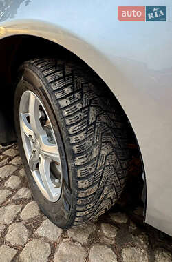 Седан Ford Fusion 2012 в 