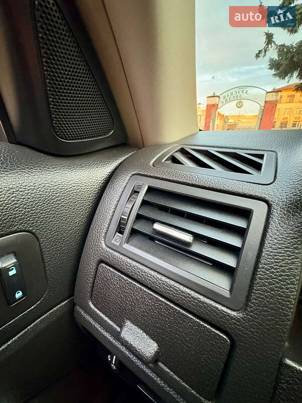 Седан Ford Fusion 2012 в Кропивницком