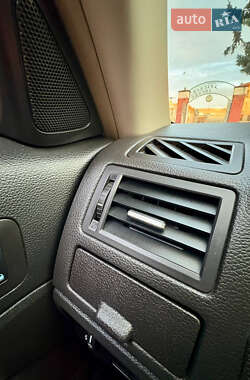 Седан Ford Fusion 2012 в 