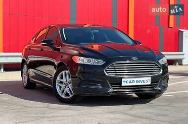 Седан Ford Fusion 2013 в 